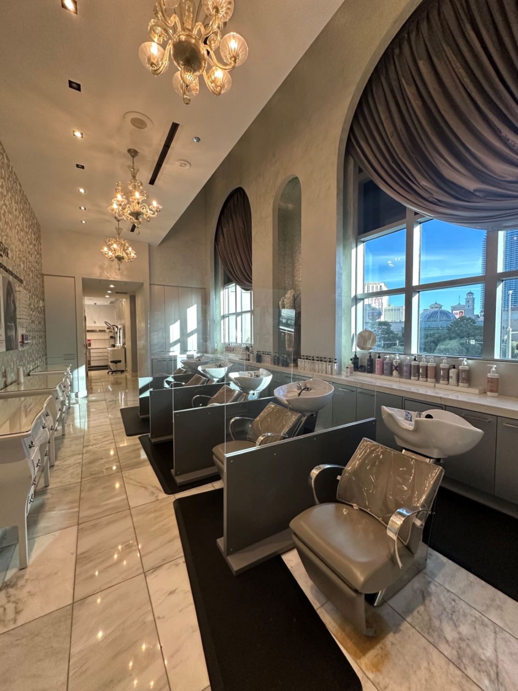 Salon interior in white and silver