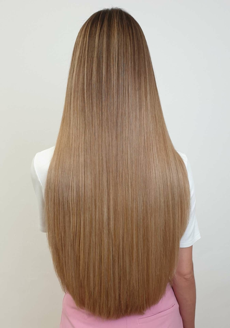 Hair extension with Hairdreams Quikkies Tape extensions